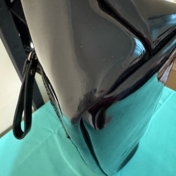 See By Chloe Glossy Black Tote - Picture 7 of 14